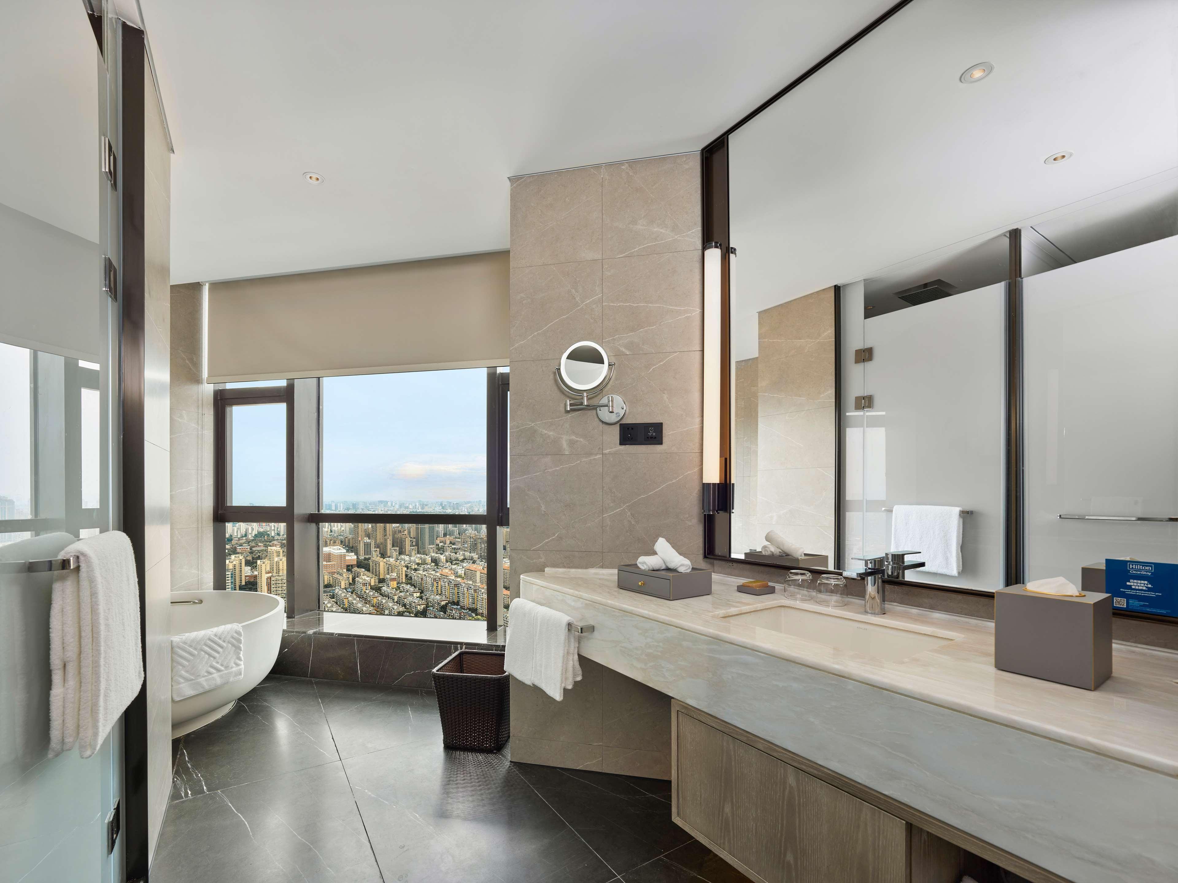 Hilton Jiaxing Hotell Eksteriør bilde
