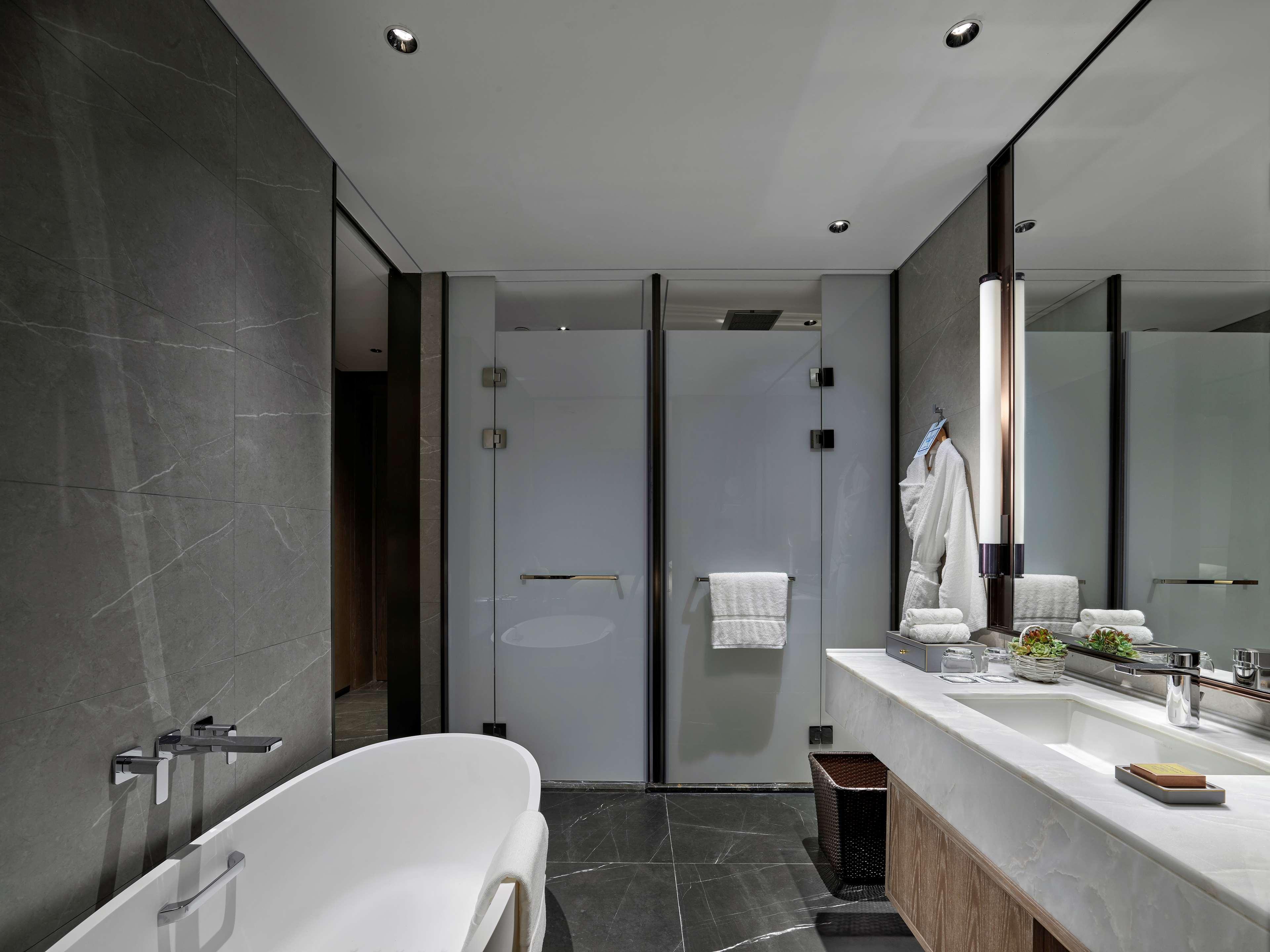Hilton Jiaxing Hotell Eksteriør bilde