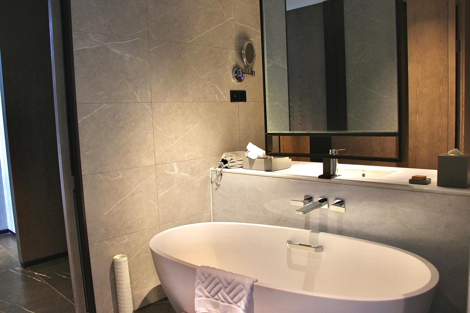 Hilton Jiaxing Hotell Eksteriør bilde