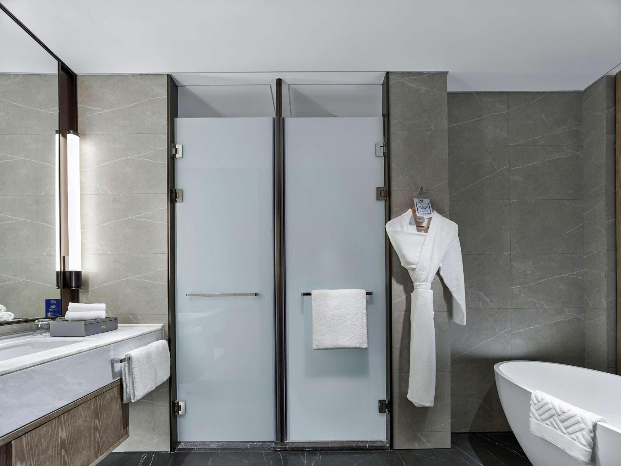 Hilton Jiaxing Hotell Eksteriør bilde