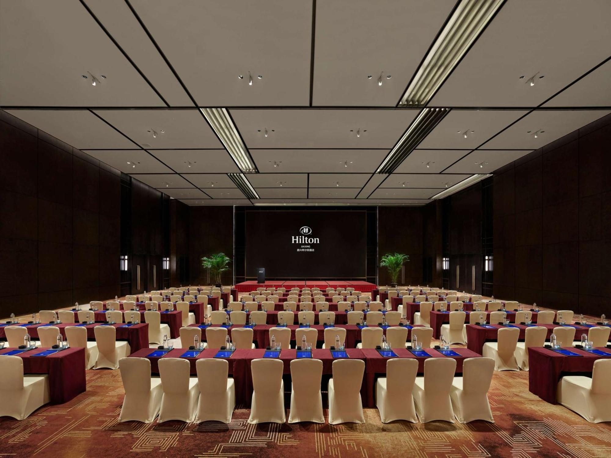 Hilton Jiaxing Hotell Eksteriør bilde